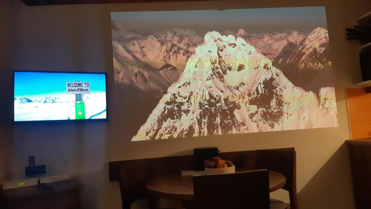Superb View+Swim Pool+Smart Tv+Netflix+Projector Huez Exterior foto